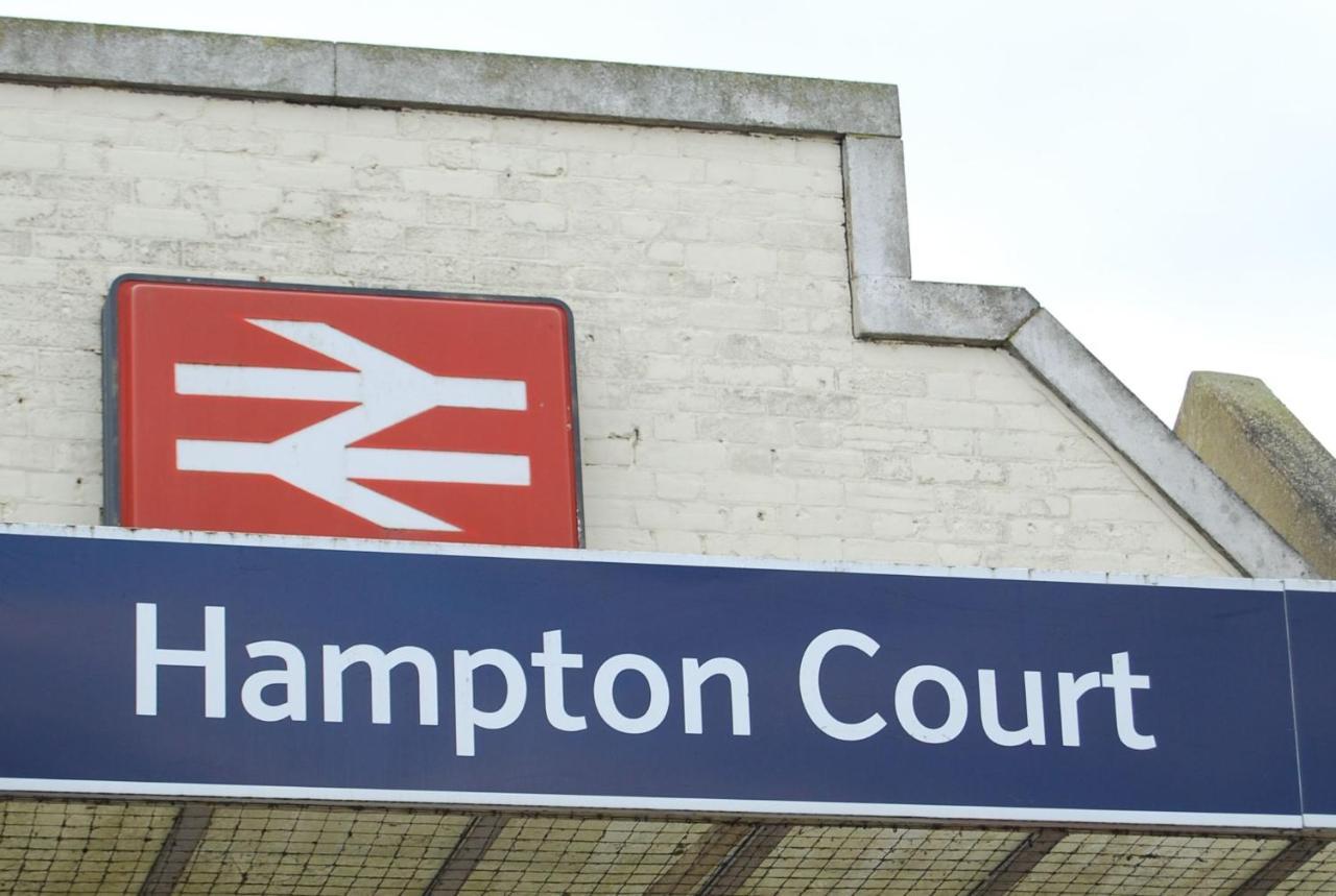 Hampton Court Snug Sleeps 6 - 5Min Walk To Palace And Train East Molesey Exterior photo